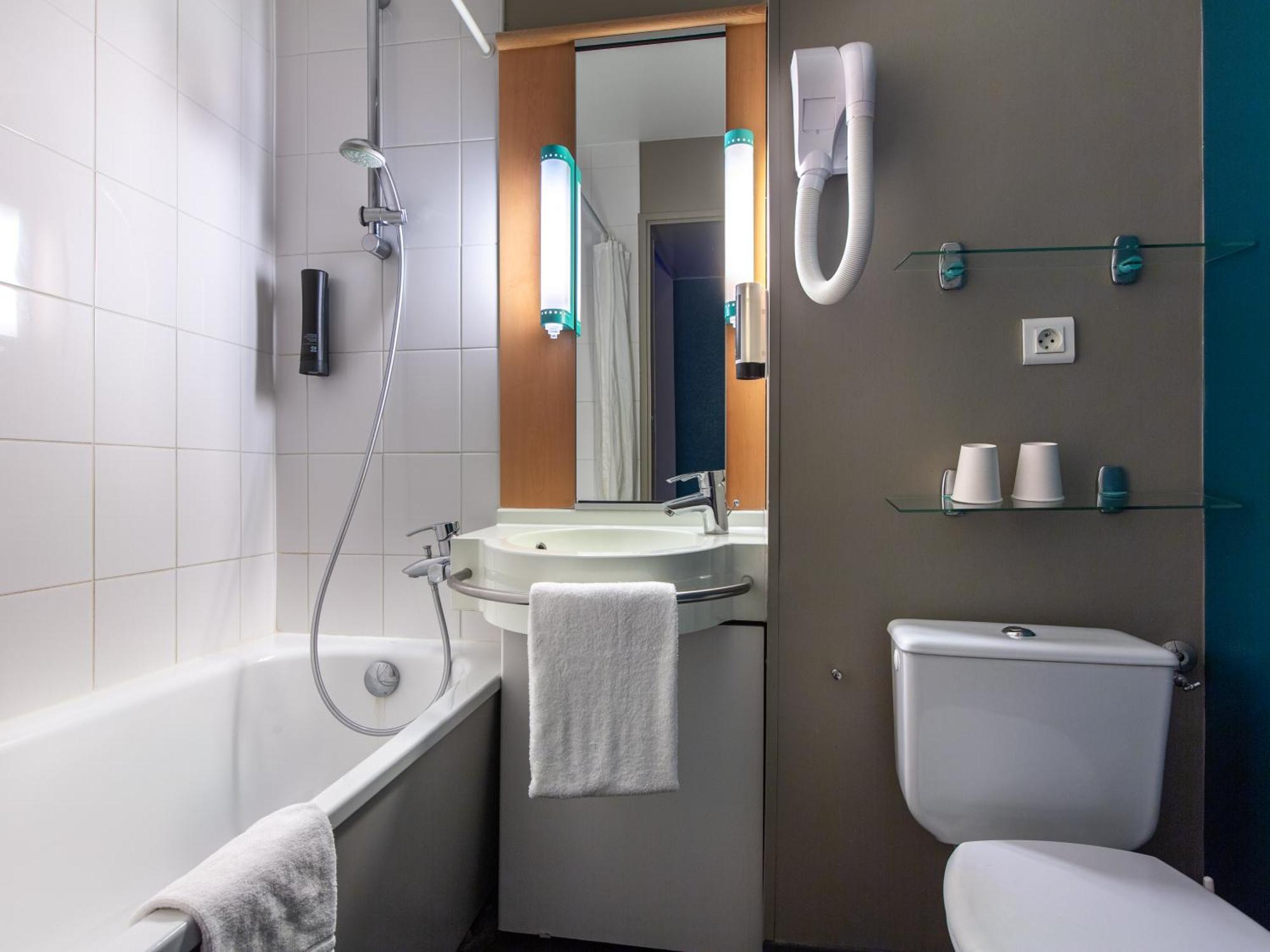 B&B Hotel Orleans Nord Saran Zewnętrze zdjęcie