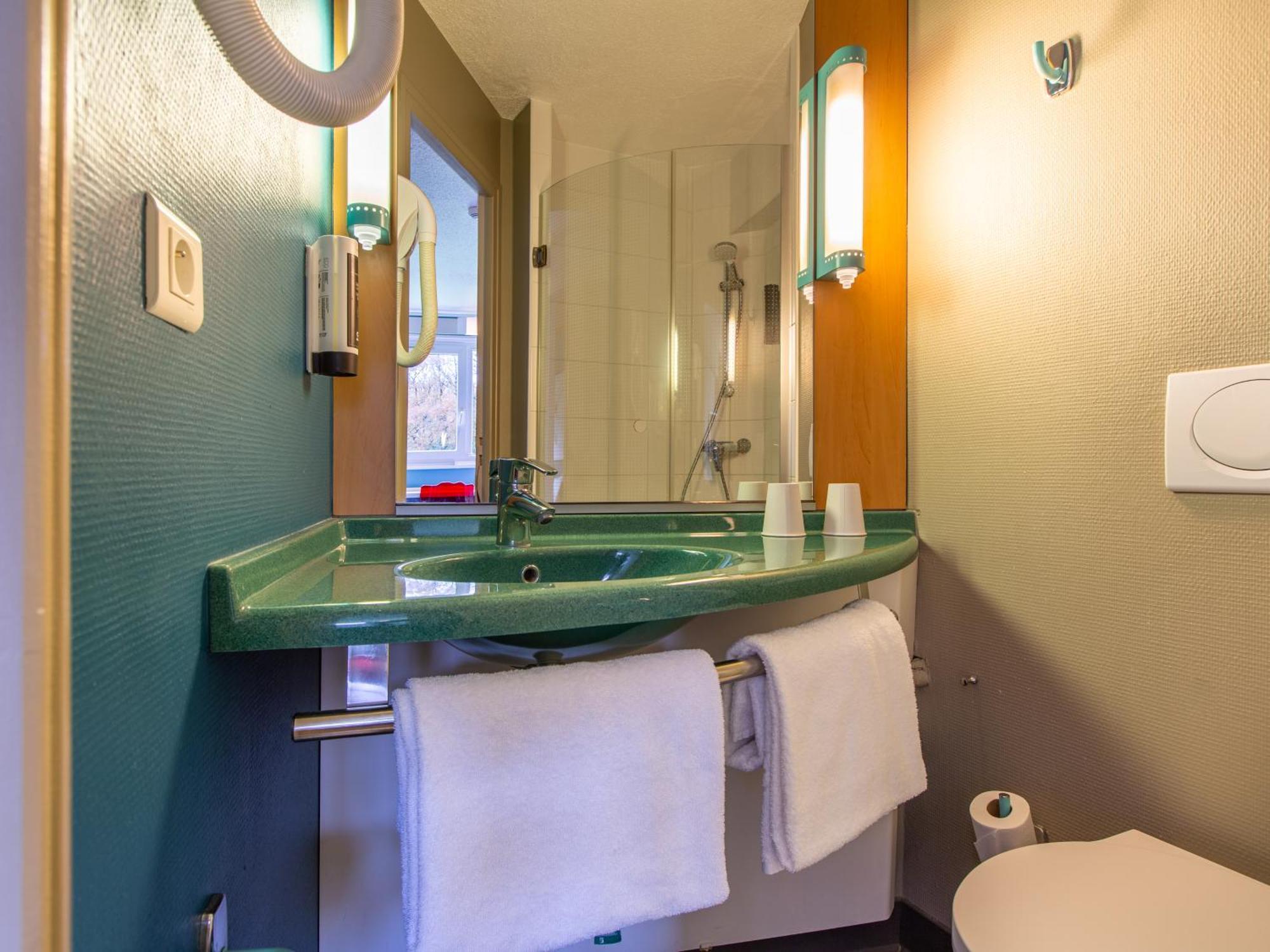 B&B Hotel Orleans Nord Saran Zewnętrze zdjęcie